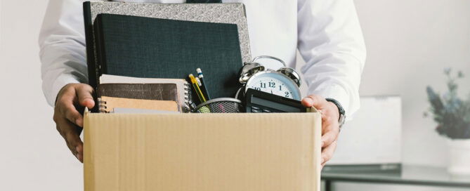 Outplacementtraject bij beëindigingsovereenkomst wanneer belast