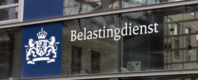 Belastingdienst corrigeert loon DGA